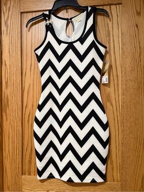 Black And Nicki Minaj White Dress for Sale up to 90% Off: Poshmark